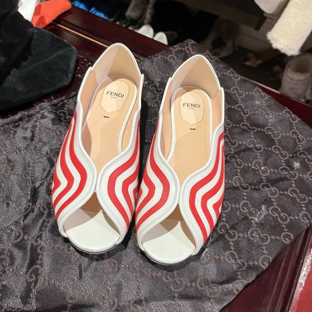 Fendi flats